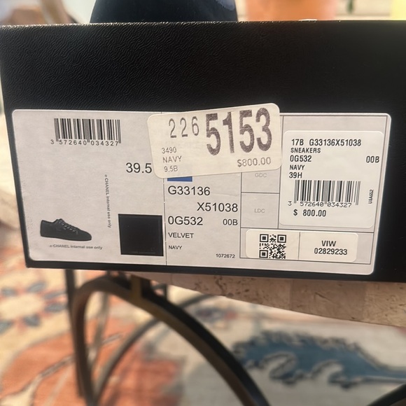 Worn once- amazing condition. In original box! - Picture 3 of 6